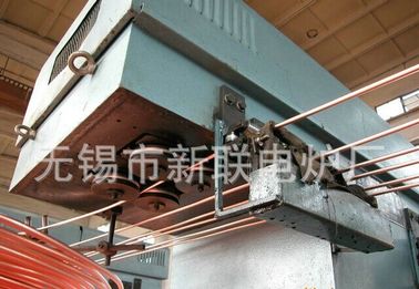 産業溶ける炉の絶えず銅の棒のデッサンの鋳造機械
