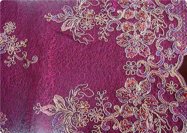 紫色の家の織物の刺繍された生地の上限の服装の生地